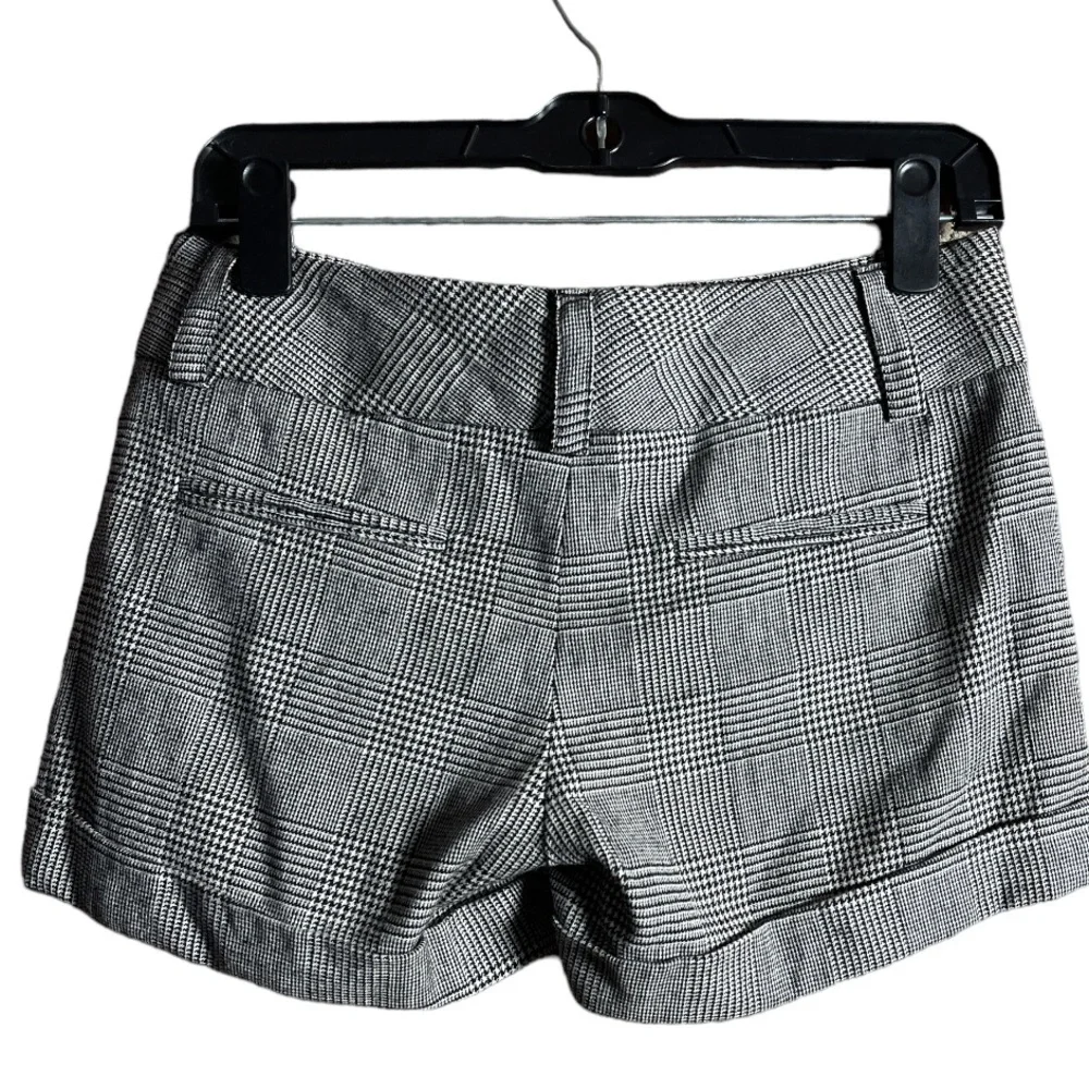 alice + olivia Herringbone Plaid Cuffed‎ Wool Blend Shorts in Black & White 4